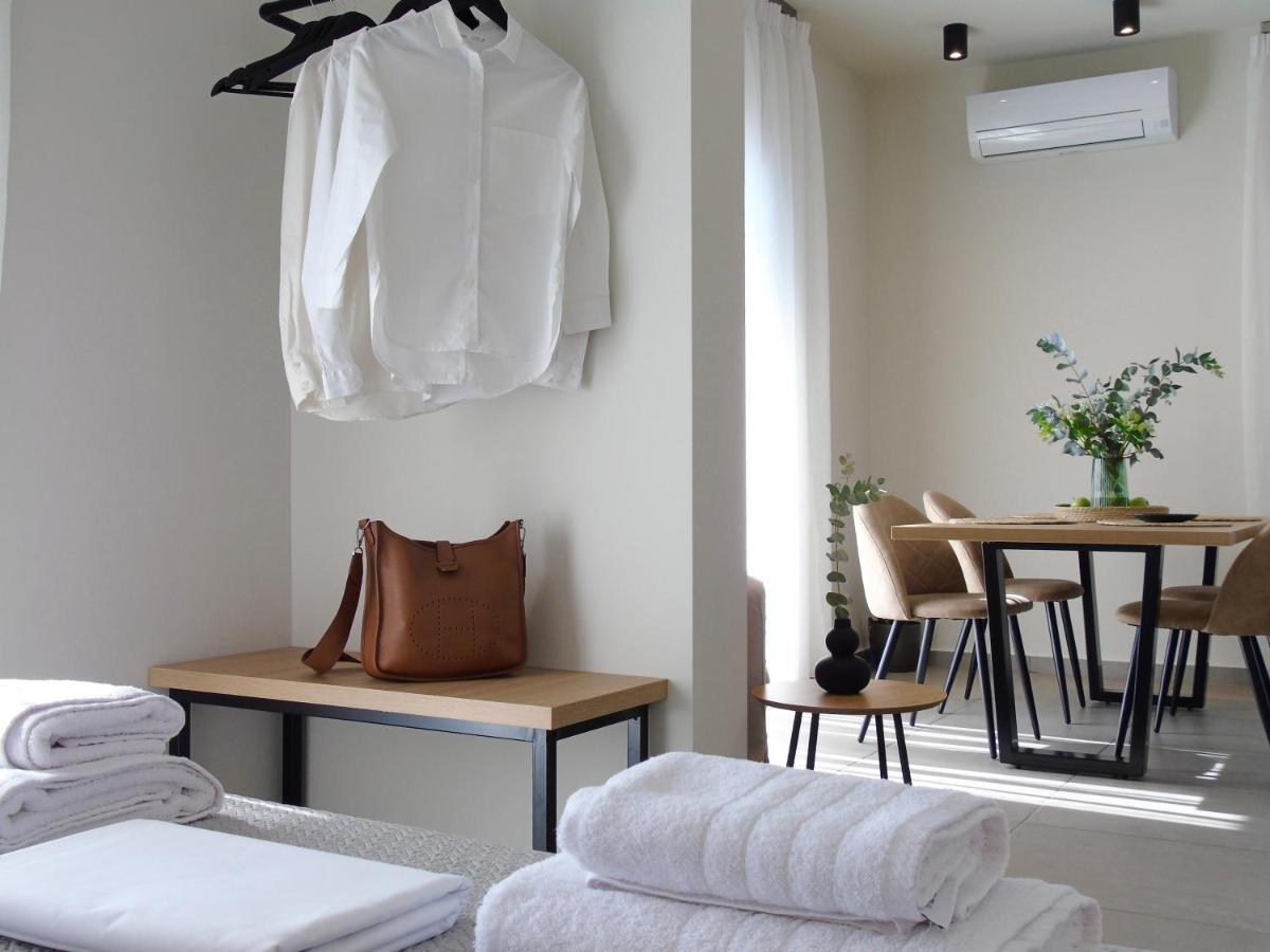 Appartement Grey Rose à Kalambaka Extérieur photo